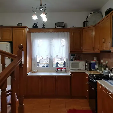 Margarita - Entire House With 4 Bedrooms And Free Parking Αργυρόκαστρο