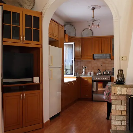 Margarita - Entire House With 4 Bedrooms And Free Parking Σπίτι διακοπών *