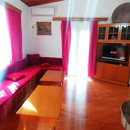 Feriehus Margarita - Entire House With 4 Bedrooms And Free Parking *