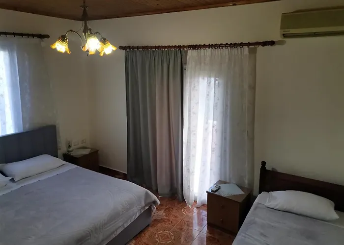 Dom wakacyjny Margarita - Entire House With 4 Bedrooms And Free Parking Gjirokastra