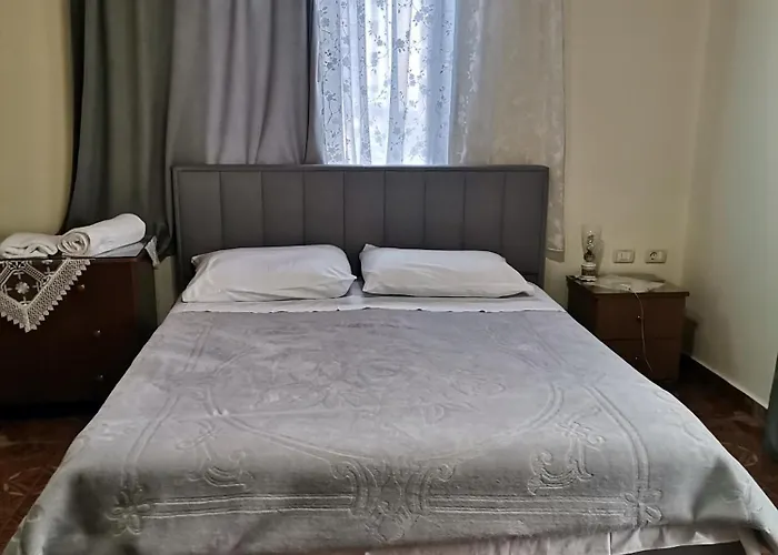 Margarita - Entire House With 4 Bedrooms And Free Parking Dom wakacyjny *