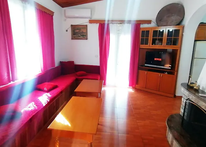 Casa vacanze Margarita - Entire House With 4 Bedrooms And Free Parking *